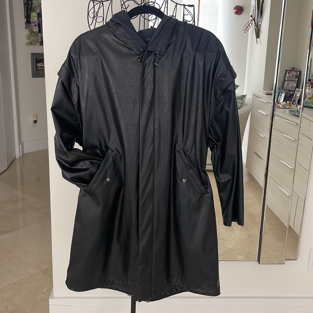 SISLEY FAUX LEATHER JACKET WITH ZIP OFF SLEEVES